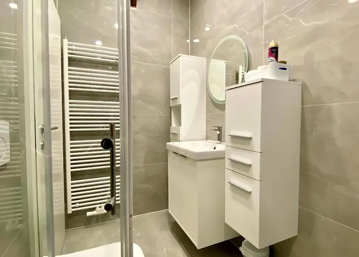 Little Plaza Duplex *