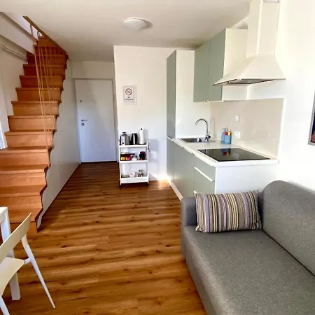 Little Plaza Duplex Appartamento Lubiana