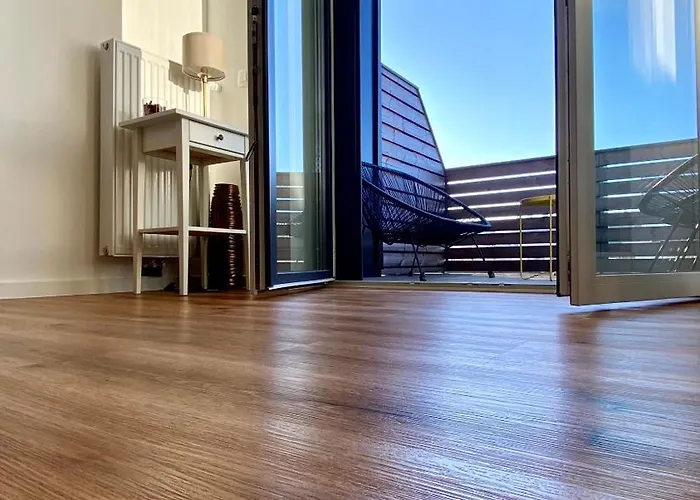 Little Plaza Duplex شقة *